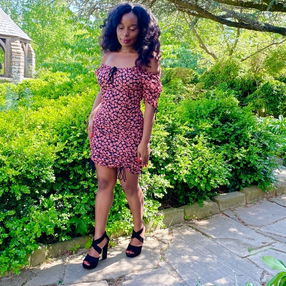 Floral Ruched Mini Dress - Picture 3 of 7